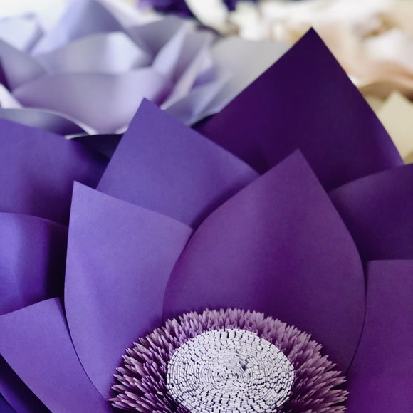 Large Paper Flower Set - Picture 7 of 7